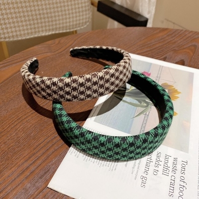 Simple Wide-Brimmed Plaid Sponge Headband With High Skull Top For Women