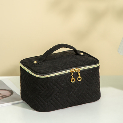 Quilted makeup bag Large Capacity Travel storage bag