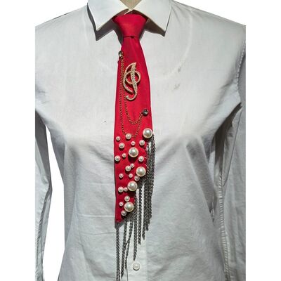 Wholesale Letter I Pearl Brooch Necktie Handmade Faux Pearl Alphabet Pin with Iron Chain Tassel Decorative Polyester Tie for Women (Red)