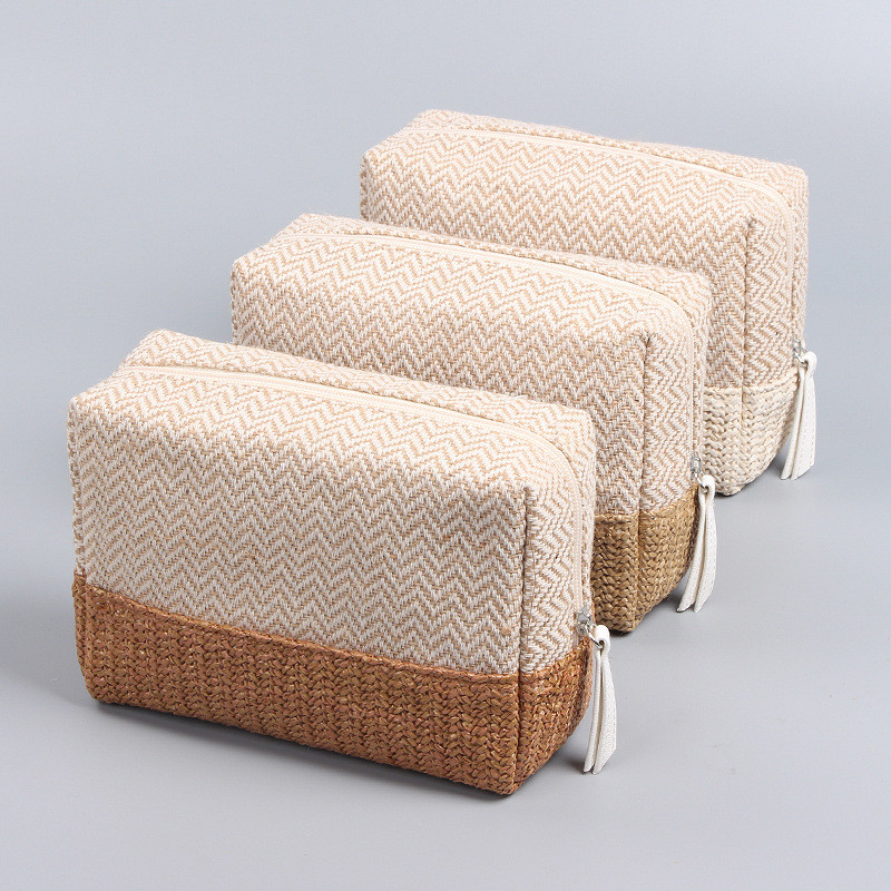Straw Fashion Large Capacity  Multi-Color Cosmetic Bag For Women