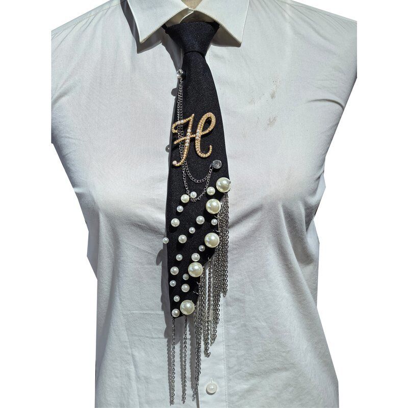 Wholesale Letter H Pearl Brooch Necktie Handmade Faux Pearl Alphabet Pin with Iron Chain Tassel Decorative Polyester Tie for Women (Black)
